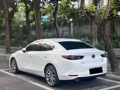 2022 Mazda 3 2.0L, белый — фото 18