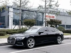 2022 Audi A6L 45 TFSI quattro, чёрный — фото 1