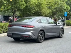 2024 BYD Qin L DM-i 120KM — фото 3