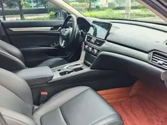 2022 Honda Accord 2.0L Hybrid, чёрный — фото 6