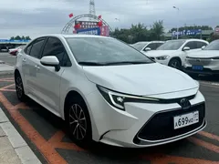 2023 Toyota Levin 185T CVT Luxury, белый — фото 3