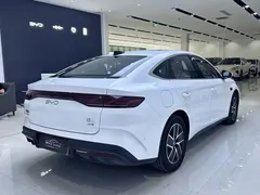 2025 BYD Qin L DM-i 120KM, белый — фото 12