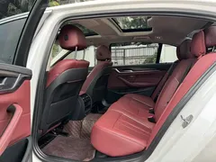 2021 BMW 5 Series 530Li Luxury Package, белый — фото 8