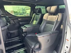 2021 Toyota Alphard 2.5L, белый — фото 7