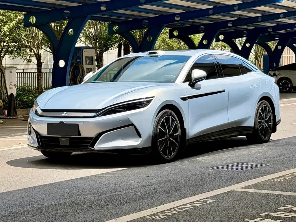 2025 BYD Han L EV 701km Lidar Flagship