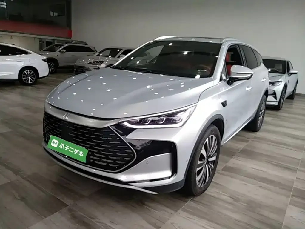 2025 BYD Tang DM-i 175KM