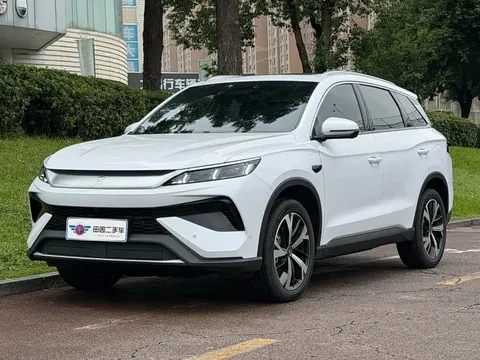 2026 BYD Song Pro DM-i 220KM