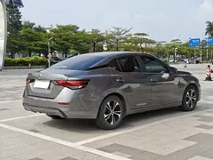 2021 Nissan Sylphy 1.6L XL CVT — фото 4