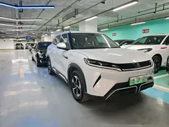 2024 BYD Yuan UP 401km Vitality, белый — фото 3