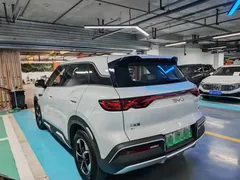 2024 BYD Yuan UP 401km Vitality, белый — фото 16