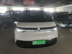 2025 Zeekr Mix Smart Driving, белый — фото 3