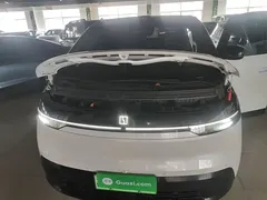 2025 Zeekr Mix Smart Driving, белый — фото 20