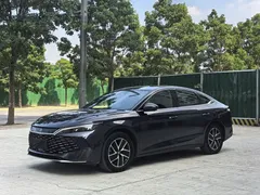 2024 BYD Qin L DM-i 120KM, синий — фото 1