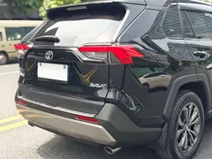 2023 Toyota RAV4 2.0L CVT 2WD Fashion, чёрный — фото 22