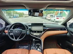 2021 Toyota Camry Hybrid 2.5HG Luxury, белый — фото 11