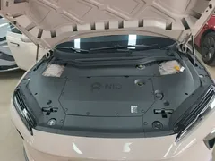 2022 Nio ET5 75kWh, чёрный — фото 20