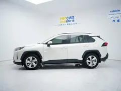 2020 Toyota RAV4 2.0L CVT, белый — фото 10
