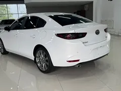 2021 Mazda 3 2.0L AT, белый — фото 4