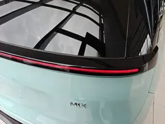 2025 Zeekr Mix Smart Driving, синий — фото 8