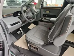 2025 Zeekr Mix Smart Driving, синий — фото 15