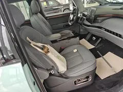 2025 Zeekr Mix Smart Driving, синий — фото 25
