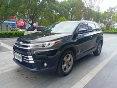 2021 Toyota Highlander 2.0T 2WD Luxury 7, чёрный — фото 3