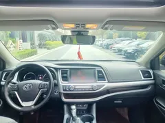 2021 Toyota Highlander 2.0T 2WD Luxury 7, чёрный — фото 7