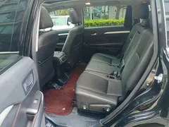 2021 Toyota Highlander 2.0T 2WD Luxury 7, чёрный — фото 12