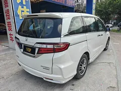 2019 Honda Odyssey 2.0L Comfort, белый — фото 5
