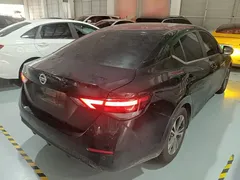 2021 Nissan Sylphy 1.6L XL CVT, чёрный — фото 7