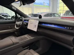 2026 Nio ES8 6-seat Executive Luxury, зелёный — фото 12