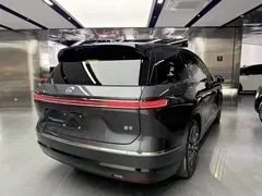 2026 Nio ES8 6-seat Executive Luxury, зелёный — фото 14