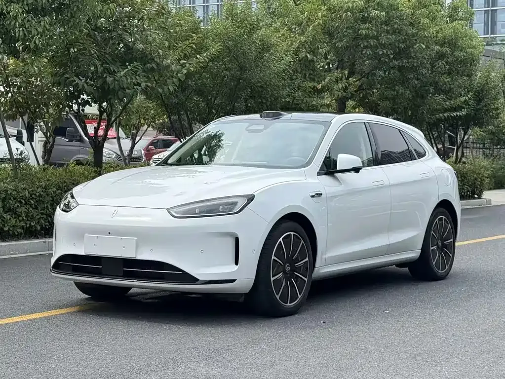 2023 Aito M5