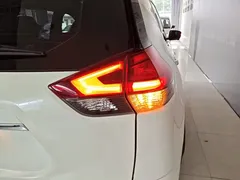 2021 Nissan X-Trail 2.0L CVT 2WD XL ITS, белый — фото 8