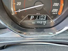 2022 Toyota Yaris L Zhixuan X 1.5L CVT Premium, белый — фото 8