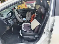 2022 Toyota Yaris L Zhixuan X 1.5L CVT Premium, белый — фото 11