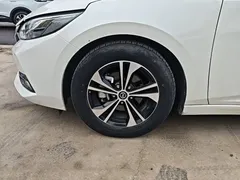 2021 Nissan Sylphy 1.6L XL CVT, белый — фото 23