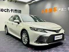 2021 Toyota Camry 2.0G, белый — фото 3