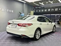 2021 Toyota Camry 2.0G, белый — фото 14