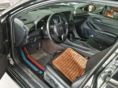 2022 Toyota Avalon Hybrid 2.5L Luxury, чёрный — фото 4