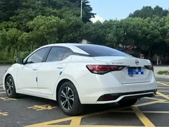 2023 Nissan Sylphy 1.6L CVT, белый — фото 9