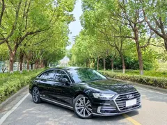 2021 Audi A8L 55 TFSI quattro Premium, чёрный — фото 3