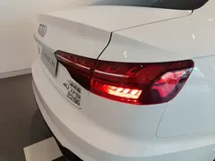 2020 Audi A4L 40 TFSI, белый — фото 13