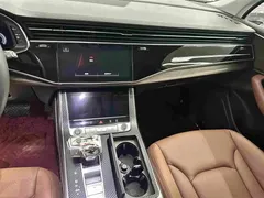 2021 Audi Q7 55 TFSI quattro S line Sport, чёрный — фото 8