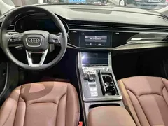 2021 Audi Q7 55 TFSI quattro S line Sport, чёрный — фото 13