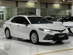 2021 Toyota Camry 2.0G Luxury, белый — фото 3