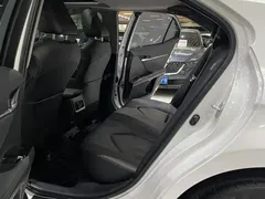 2021 Toyota Camry 2.0G Luxury, белый — фото 7