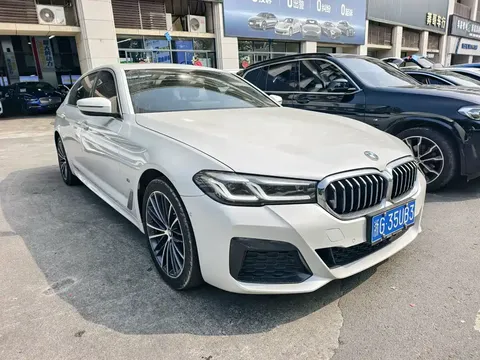 2021 BMW 5 Series 530Li Leading M Sport Package