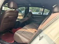 2021 BMW 5 Series 530Li Leading M Sport Package, белый — фото 6