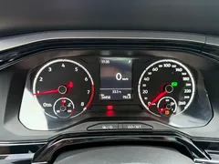 2021 Volkswagen Polo Plus 1.5L AT Colorful Tech, белый — фото 13